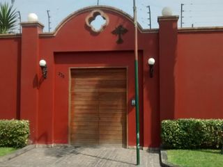 Foto 1 de Hermosa Casa En Monterrico