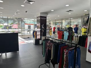 Foto 8 de local en venta en ciudad jardín. Cod V4889