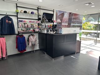 Foto 7 de local en venta en ciudad jardín. Cod V4889