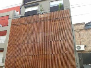 Divino Duplex con Balcon y Terraza - Parrilla y Cochera fija y cubierta - Apto Profesional
