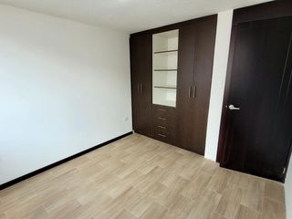 De Oportunidad Casa Moderna a Estrenar en Venta de 3 dormitorios, sector Conocoto.