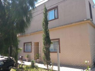 Casa en venta - 4 dormitorios 2 baños 4 cocheras - 1000 mts2 - El Rodeo, Abasto, La Plata
