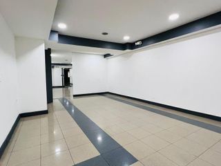 Republica del Salvador ,Oficina en Renta , 240m2, 3 ambientes , 2 baños
