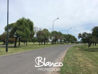 Terreno en Venta en Santa Lucia, Pilar del Este, Pilar, G.B.A. Zona Norte, Argentina