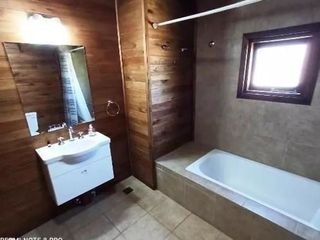 Foto 6 de ALQUILER DE CASA EN Miramar