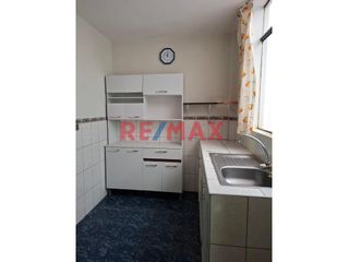 Foto 6 de Departamento En Alquiler En Segundo Piso Ubicado En Urbanización Santa Elena - Chiclayo