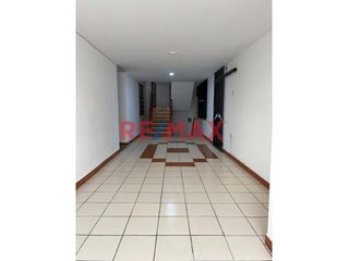 Foto 9 de ¿Buscas un espacio cómodo y privado para tu negocio? 
Esta es tu oportunidad en Calle La Perla 414 Urb. Santa Inés.
A pocos pasos de las Av.Nicolás