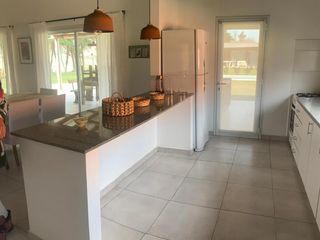 Foto 6 de Espectacular casa en alquiler | VCO Propiedades