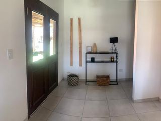 Foto 2 de Espectacular casa en alquiler | VCO Propiedades