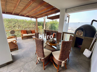 Foto 11 de EXCLUSIVA CASA EN VENTA JARDIN, PISCINA Y DEPARTAMENTO ADICIONAL EN CASUARINAS