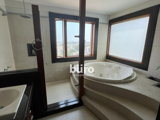 Foto 19 de EXCLUSIVA CASA EN VENTA JARDIN, PISCINA Y DEPARTAMENTO ADICIONAL EN CASUARINAS