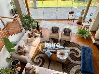 Foto 7 de EXCLUSIVA CASA EN VENTA JARDIN, PISCINA Y DEPARTAMENTO ADICIONAL EN CASUARINAS