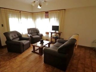 Venta casa quinta 5 amb con pileta cubierta Mar del Plata