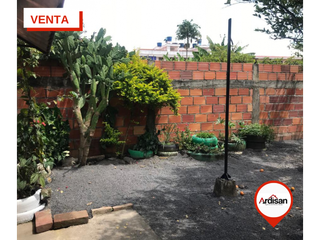 Foto 12 de CASA PLANA CON SOLAR DE 225MTS2.