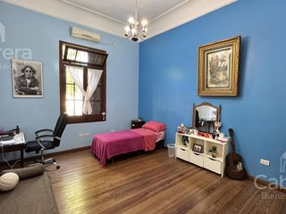 Casa de 3 dormitorios con pileta en venta, La Plata
