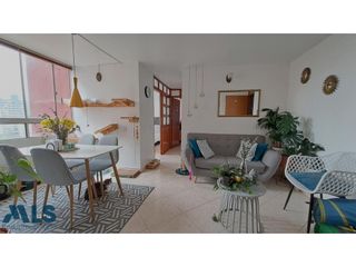 Apartamento con acabados modernos e iluminado(MLS#246784)