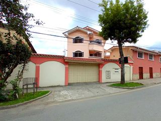 Casa en Venta en Yanuncay