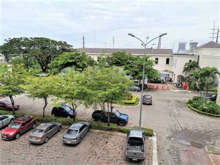 Foto 8 de Oficina de venta en Plaza Sambocity, de estreno, 73 m2