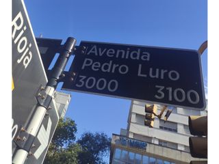 Foto 1 de Cochera! Cómoda! Pleno Centro!!!