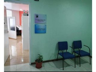 Venta de consultorio medico en Quito sector La Pradera