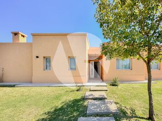 Alquiler Casa en  Barrio San Ramiro