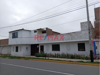 Foto 11 de 🌟 ¡OPORTUNIDAD ÚNICA EN HUANCHACO! 🏠🌊

¿Buscas la casa de tus sueños en una ubicación privilegiada? ¡No busques más! Esta encantadora propiedad de d