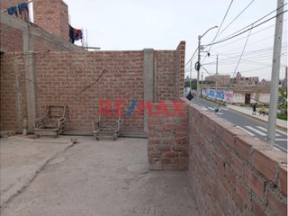 Foto 5 de 🌟 ¡OPORTUNIDAD ÚNICA EN HUANCHACO! 🏠🌊

¿Buscas la casa de tus sueños en una ubicación privilegiada? ¡No busques más! Esta encantadora propiedad de d