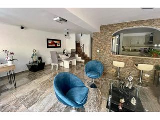 Casa en Venta en Sabaneta