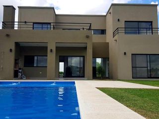 Foto 7 de Moderna casa en El Cantón - Escobar