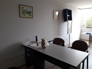 Foto 2 de San Borja Edificio En Venta