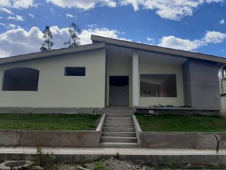 CONOCOTO, Conjunto Montecarlo, Casa independiente con terreno, una planta, 3 alcobas