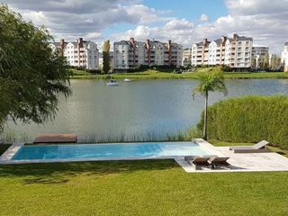 Foto 1 de Casa - Los Castores