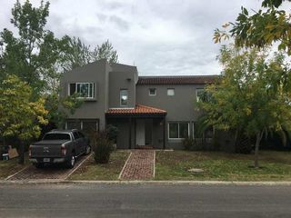 Foto 1 de Casa en venta en Benavidez Este