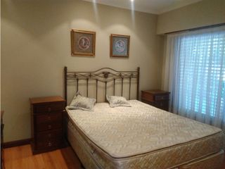 Foto 11 de Excelente Chalet en Barrio La Florida/ Gran terreno, pileta y quincho
