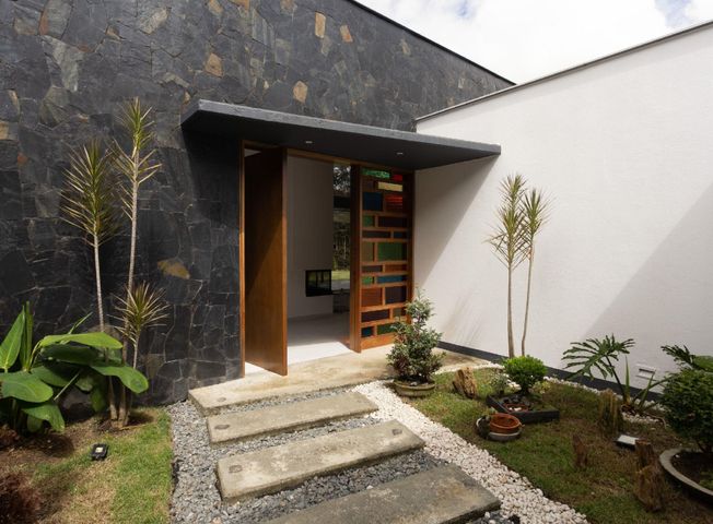 Casa en arriendo en Envigado