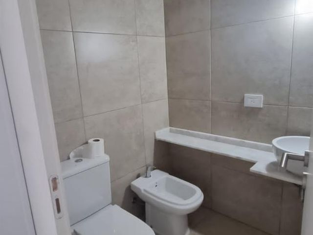 2 Amb C/cochera Cubierta - a Estrenar - Pileta - Parrilla - Sum - Gym