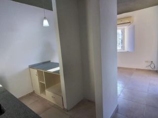 Foto 1 de PRECIOSO MONOAMBIENTE EN ALQUILER CON BALCÓN Y PARRILLA.-