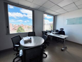 Foto 9 de oficina en arriendo en chico norte. Cod A8408306