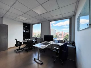 Foto 10 de oficina en arriendo en chico norte. Cod A8408306
