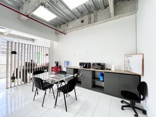 Foto 5 de oficina en arriendo en san cristóbal. Cod A8408241