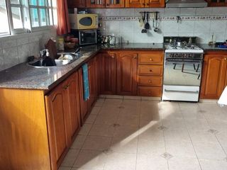 Foto 13 de Chalet en venta en Quilmes Oeste