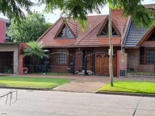 Foto 3 de Chalet en venta en Quilmes Oeste