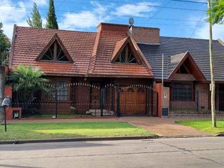 Foto 2 de Chalet en venta en Quilmes Oeste