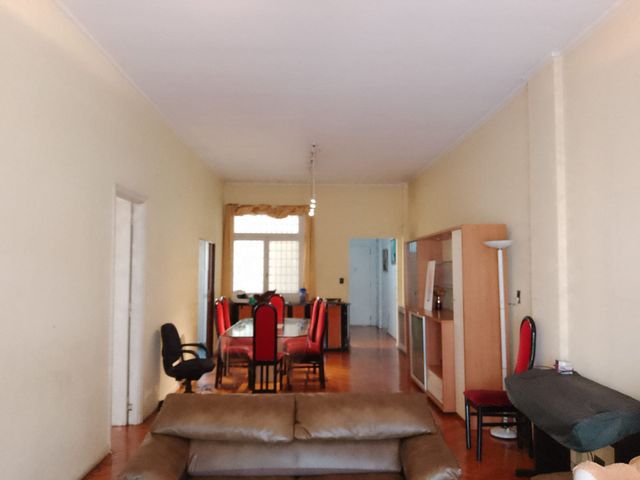 VENTA DEPARTAMENTO SEMI PISO DE 5 AMB  EN RECOLETA