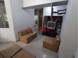 Foto 2 de 🏡 **Casa Disponible para Alquiler en Piura** 🌟

¿Buscas comodidad y espacio en una excelente ubicación? ¡Esta propiedad es para ti!

✅ **Ubicación