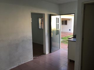 Foto 3 de Casa con Departamento en venta en Rincon de Milberg