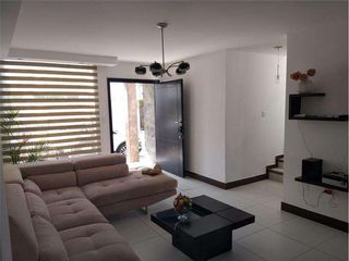 Foto 5 de casa de venta  en  zona sur de Manta