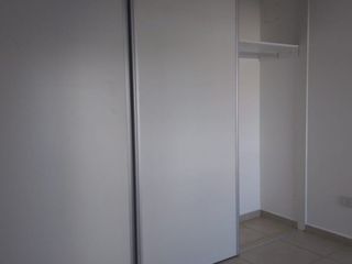 Foto 4 de DEPARTAMENTO EN ALQUILER - OVIDIO LAGOS 44  BÂº GENERAL PAZ