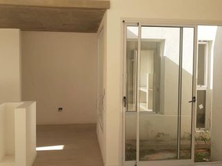 Casa en venta - 3 dormitorios 2 baños 1 cochera - 138mts2 - Lisandro Olmos Etcheverry