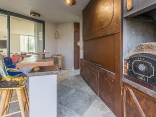 Foto 22 de VENTA CON RENTA Especatucular casa moderna de diseño, lote al lago , 4 dorm. en suite
